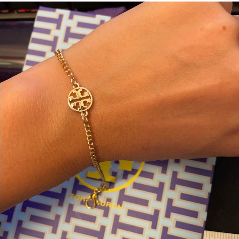 TORY BURCH gold dainty bracelet